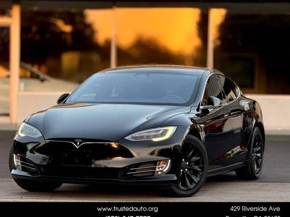 TESLA MODEL S 2018 5YJSA1E27JF280895 image